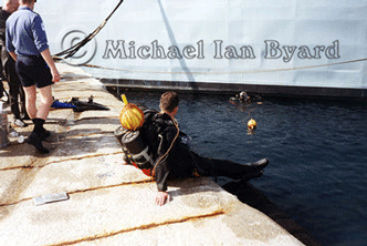 HMS Cardiff's Divers, Oct 2002.